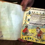 Subastarán un cuaderno que John Lennon usaba cuando tenía 12 años my-anthology2