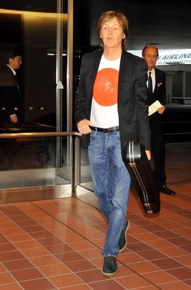 Paul McCartney llega a Japón