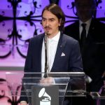 Preparativos para el Grammy: Paul ensaya y Dhani recibe premio de George