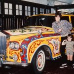 1967_lennon-rollsroyce